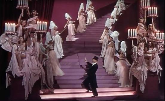 Alton-Minelli_American-Paris-stair_c